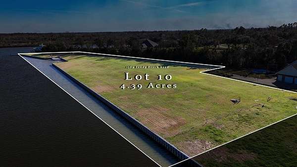 4.4 Acres of Residential Land for Sale in Houma, Louisiana