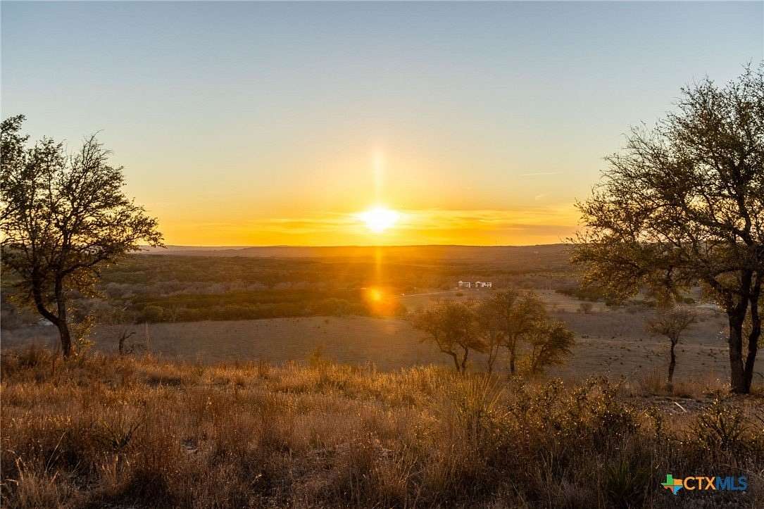 1.42 Acres of Residential Land for Sale in Canyon Lake, Texas