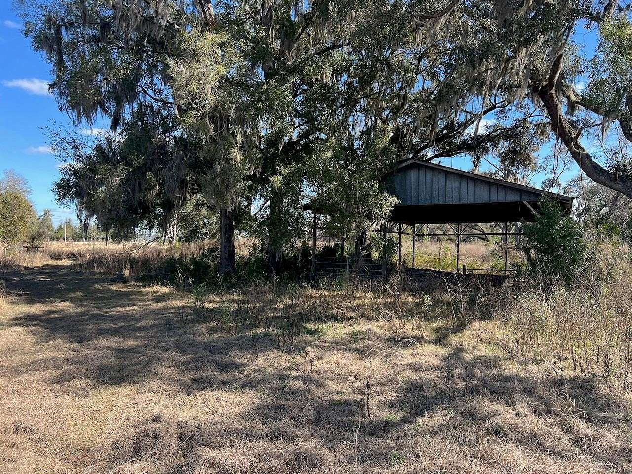 68 Acres of Land for Sale in Williston, Florida