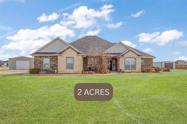2 Acres of Land with Home for Sale in Durant, Oklahoma