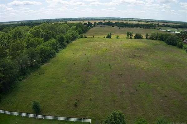 3.79 Acres of Residential Land for Sale in Nowata, Oklahoma