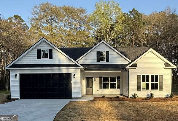 3 Acres of Land with Home for Sale in Molena, Georgia