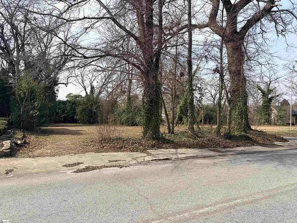 0.34 Acres of Mixed-Use Land for Sale in Spartanburg, South Carolina