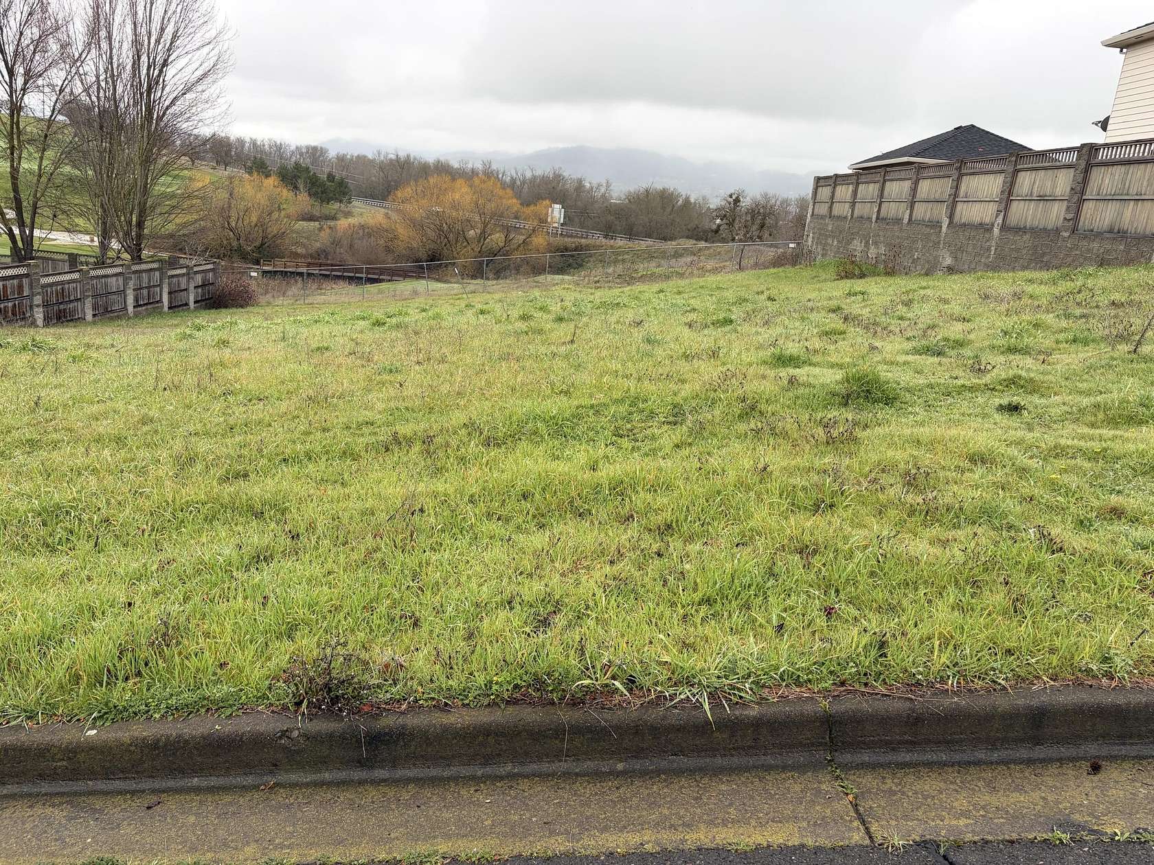 0.26 Acres of Residential Land for Sale in Medford, Oregon