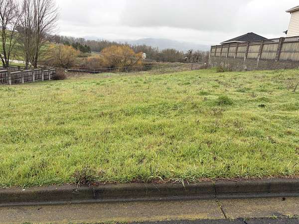 0.26 Acres of Residential Land for Sale in Central Point, Oregon