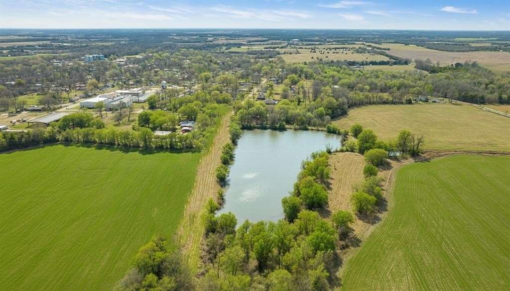 10.7 Acres of Recreational & Residential Land for Sale in Roxton, Texas