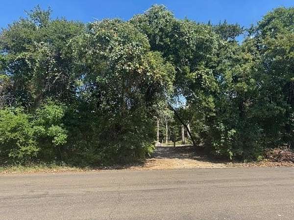 0.92 Acres of Residential Land for Sale in Fort Worth, Texas