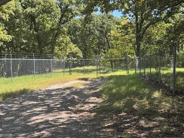 1.2 Acres of Residential Land for Sale in Fort Worth, Texas