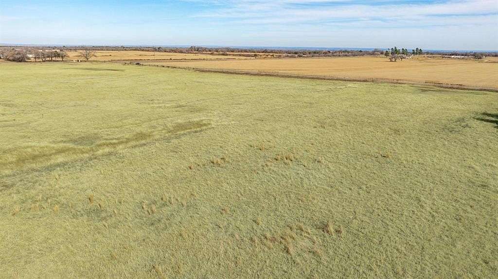 27 Acres of Agricultural & Residential Land for Sale in Tolar, Texas