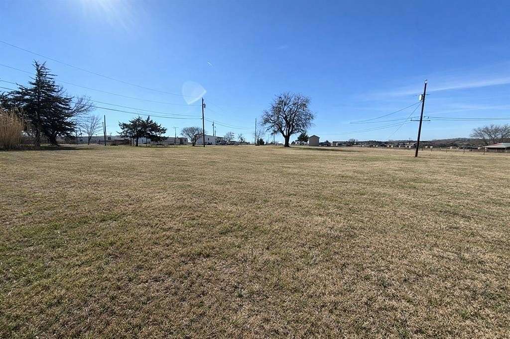 0.18 Acres of Land for Sale in Whitewright, Texas