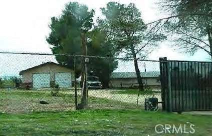 5.53 Acres of Land with Home for Auction in Lancaster, California