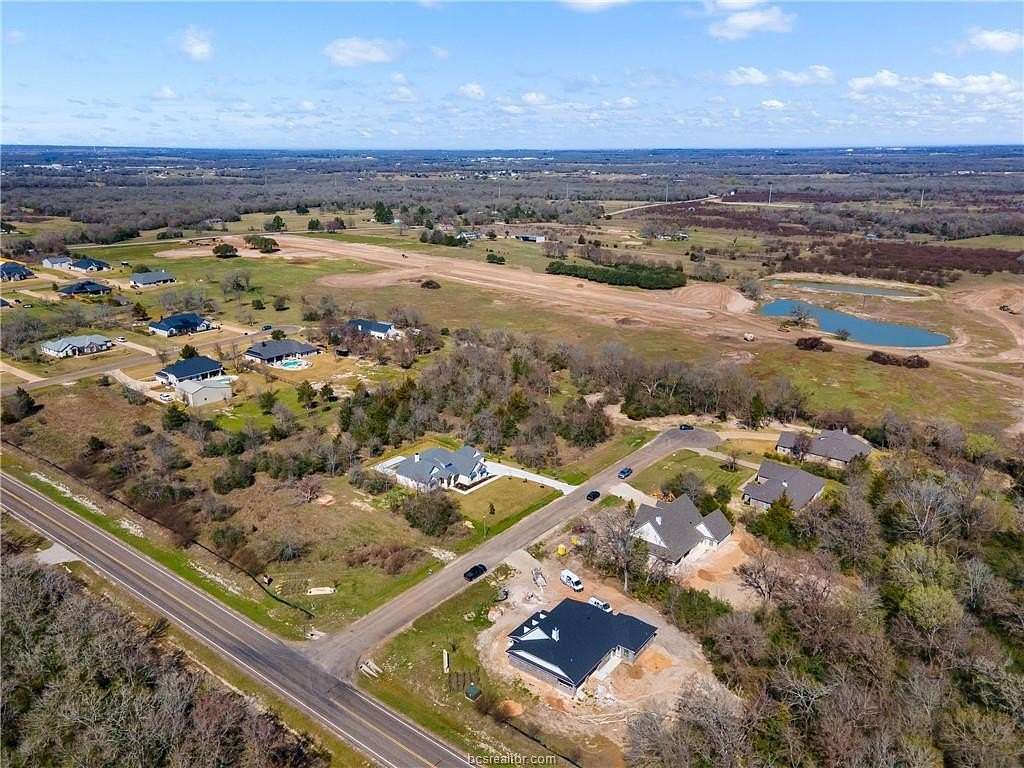 1 Acre of Mixed-Use Land for Sale in Bryan, Texas