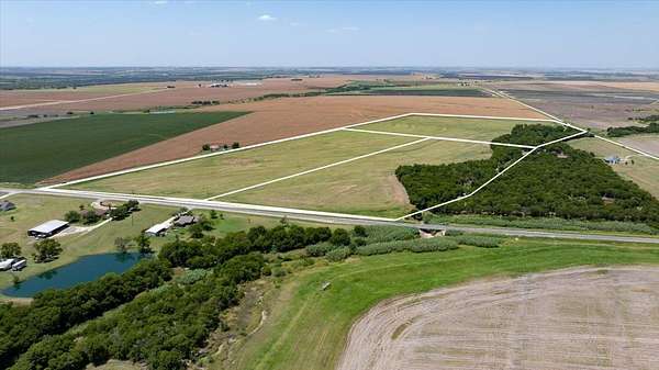 22 Acres of Land for Sale in Penelope, Texas