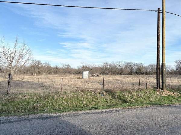 2.13 Acres of Residential Land for Sale in Mineral Wells, Texas