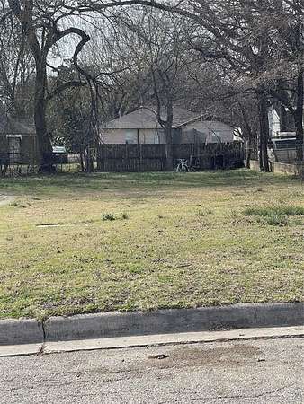 0.13 Acres of Land for Sale in Gainesville, Texas