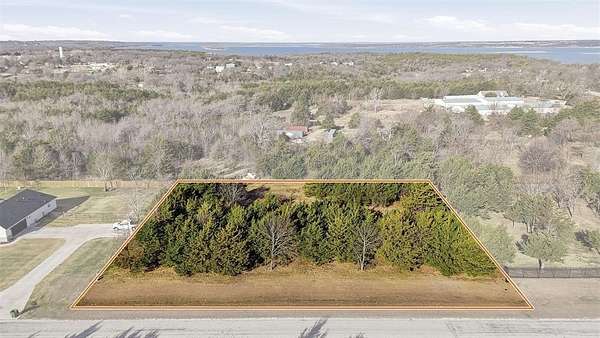1 Acre of Residential Land for Sale in Pottsboro, Texas
