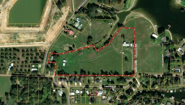 10.1 Acres of Land for Sale in Tool, Texas