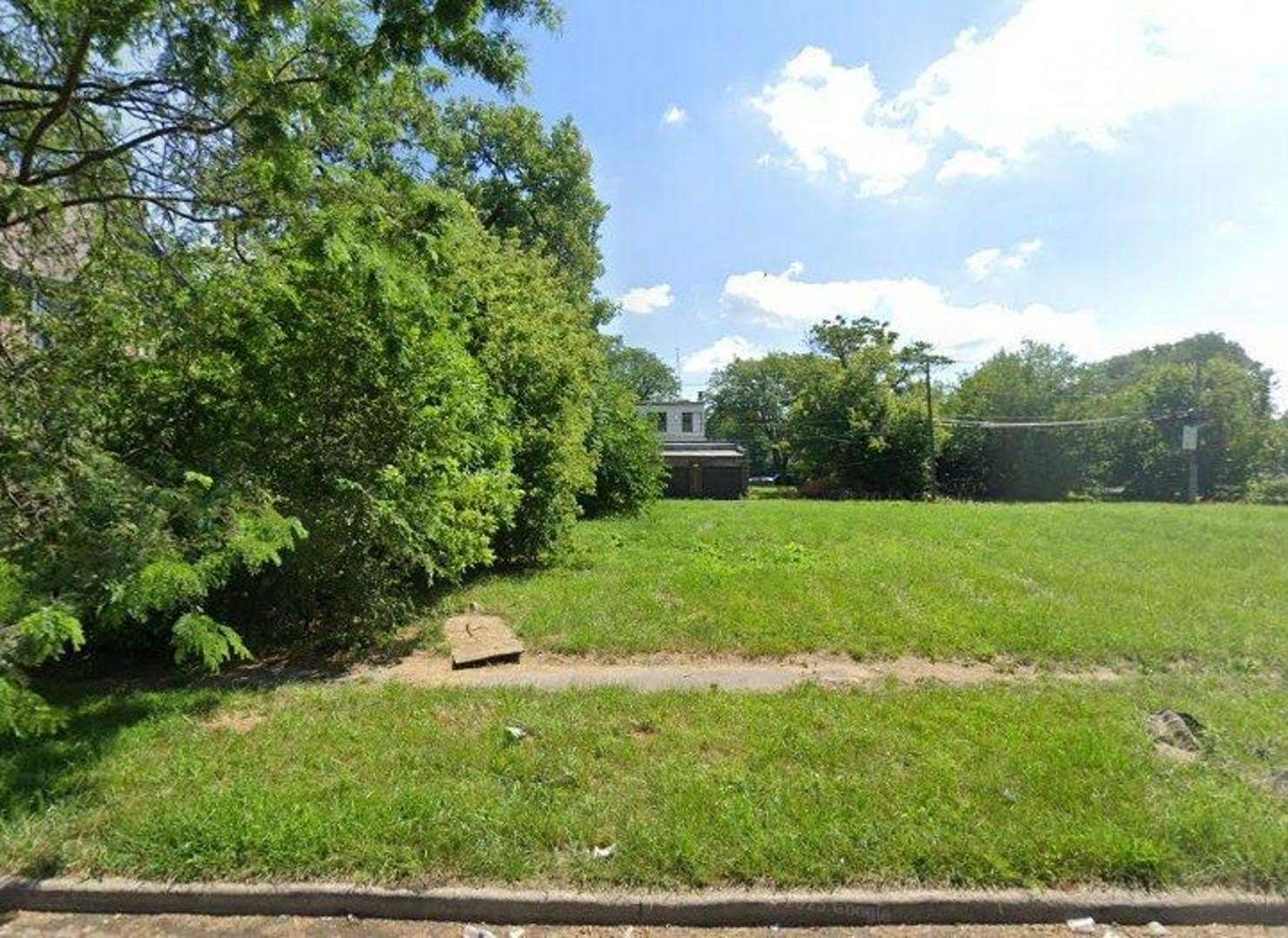 0.1 Acres of Residential Land for Sale in Chicago, Illinois