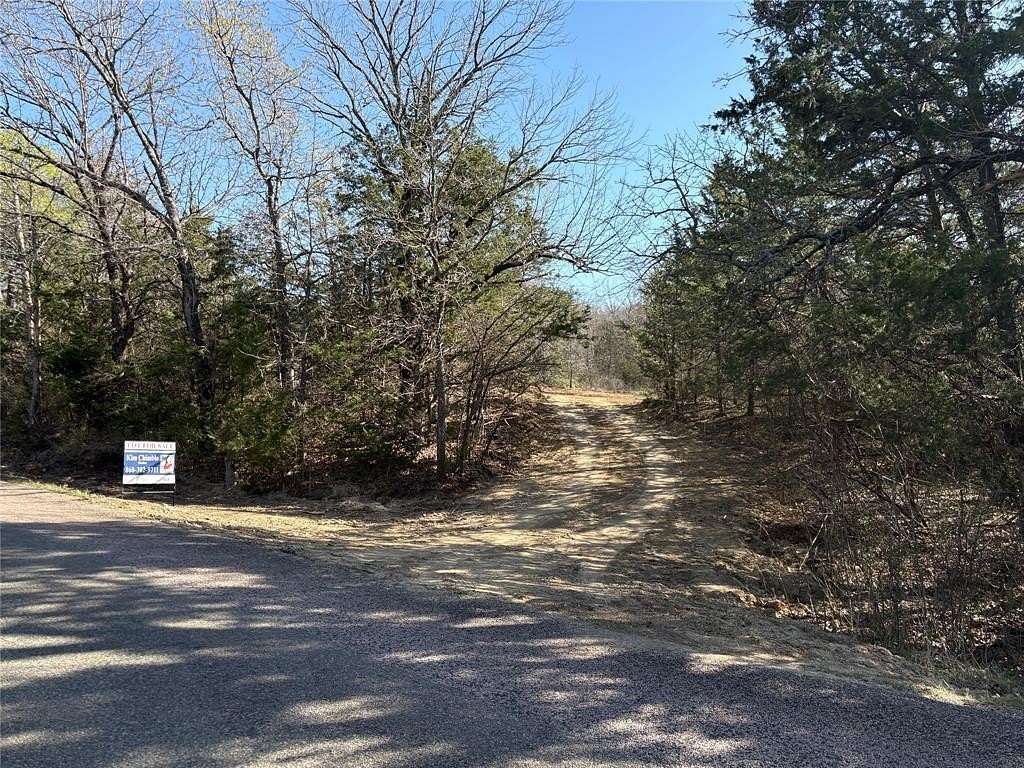 2 Acres of Land for Sale in Whitesboro, Texas
