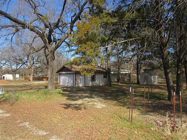 0.69 Acres of Residential Land for Sale in Gordonville, Texas