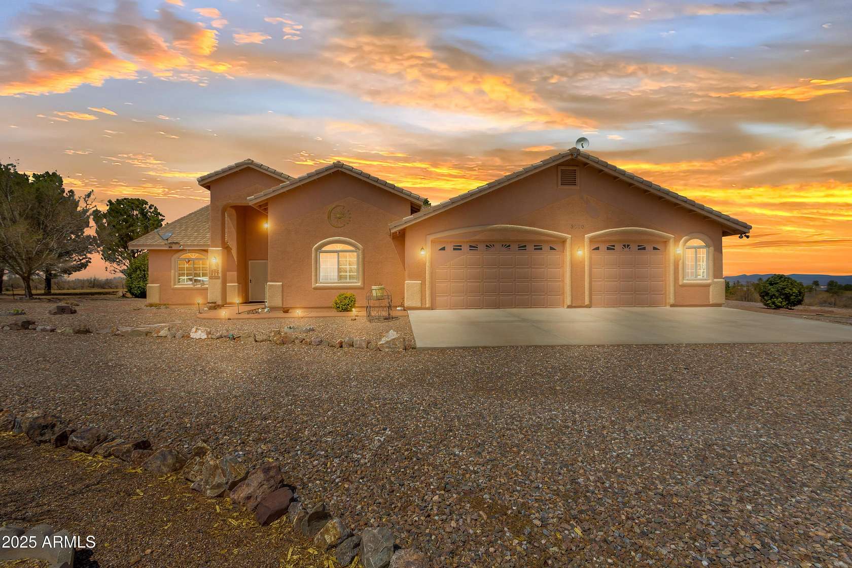 4 Acres of Land with Home for Sale in Sierra Vista, Arizona