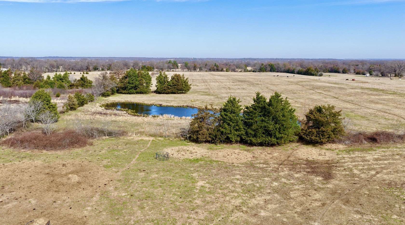 25 Acres of Recreational & Residential Land for Sale in Arthur City, Texas