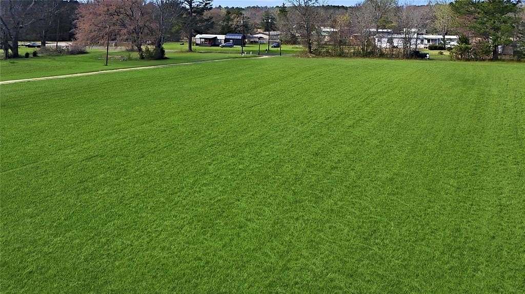 9.18 Acres of Residential Land for Sale in Lindale, Texas
