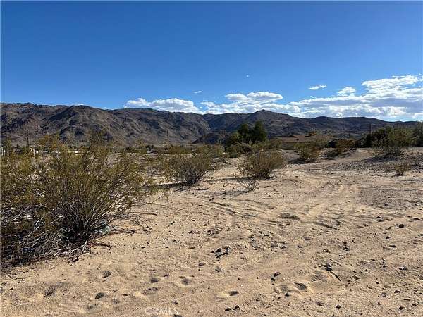 1 Acre of Land for Sale in Twentynine Palms, California