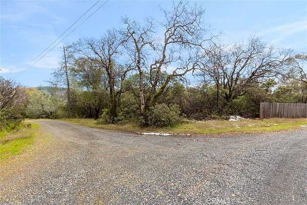 10.7 Acres of Land with Home for Sale in Oroville, California