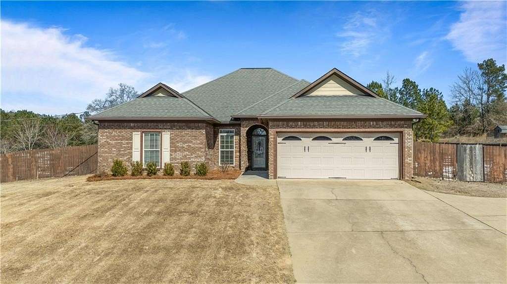 1.52 Acres of Land with Home for Sale in Salem, Alabama