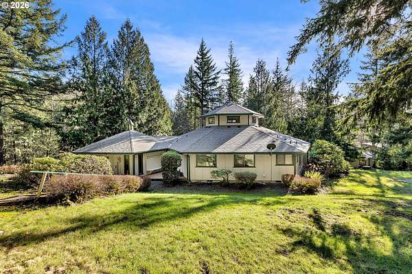 2.54 Acres of Land with Home for Sale in Battle Ground, Washington