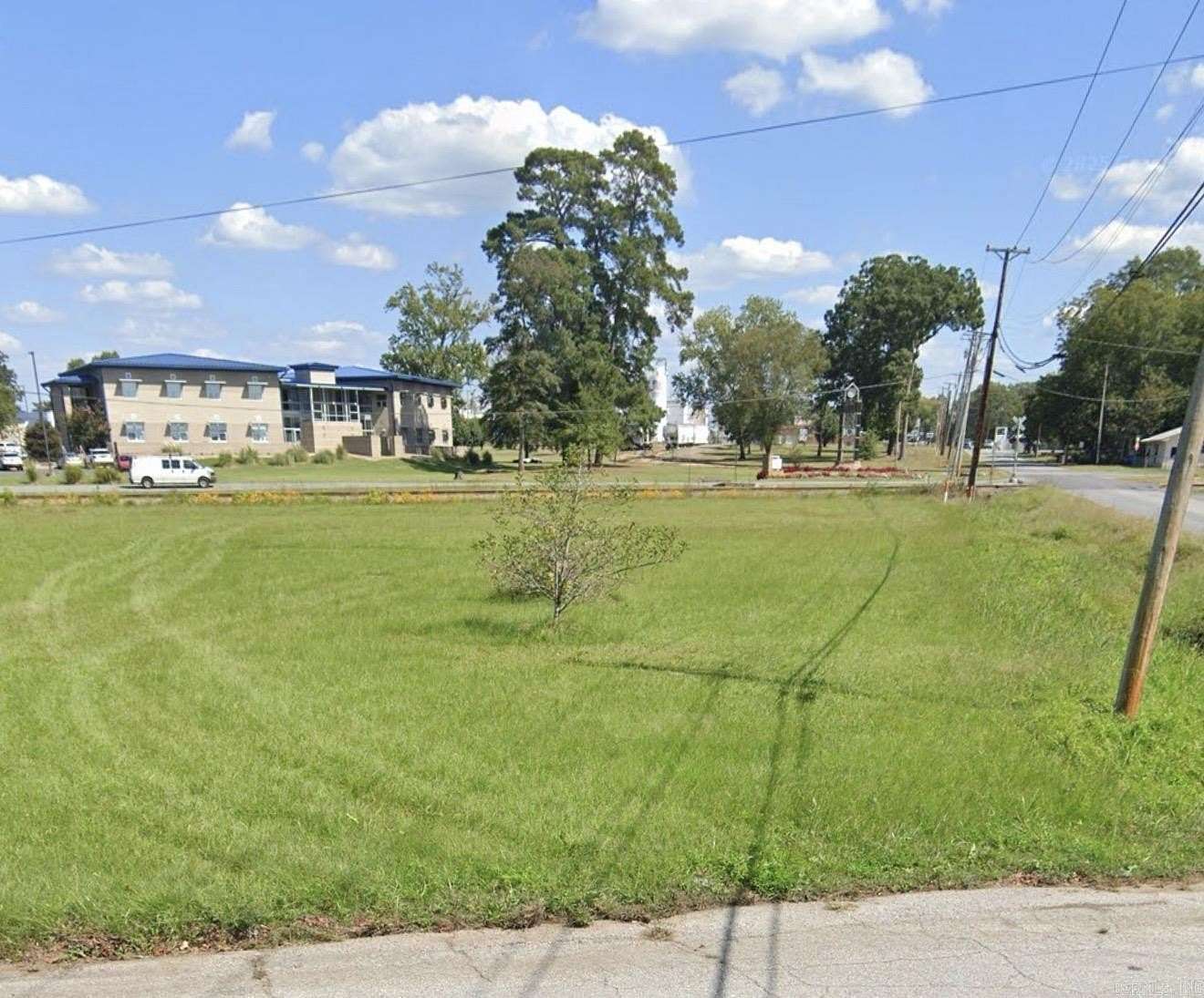 0.85 Acres of Residential Land for Sale in Malvern, Arkansas