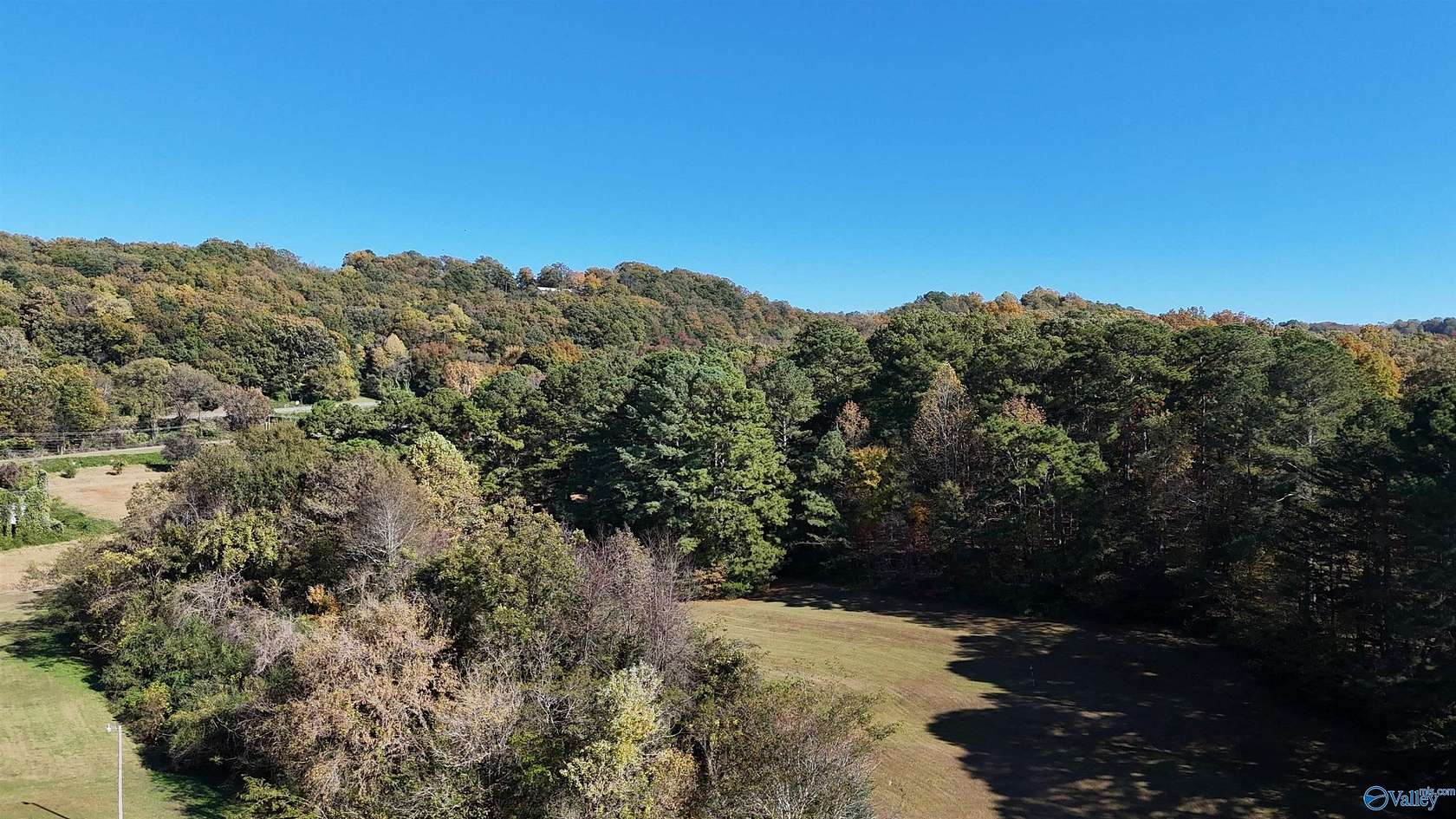 13.3 Acres of Land for Sale in Guntersville, Alabama