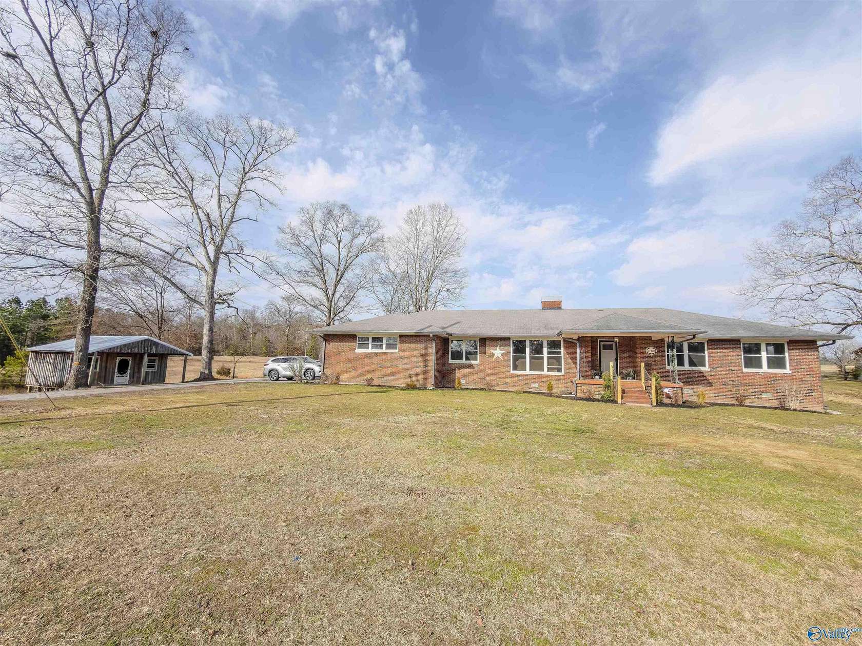 9 Acres of Land with Home for Sale in Moulton, Alabama