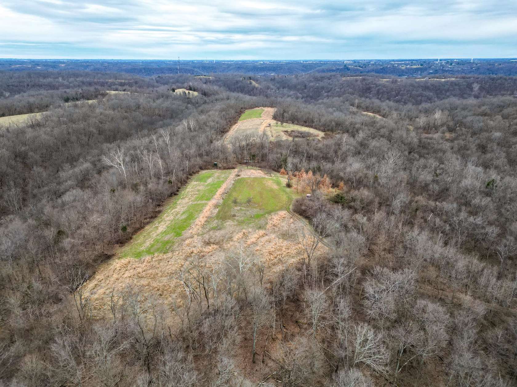 92 Acres of Land with Home for Sale in Aberdeen, Ohio
