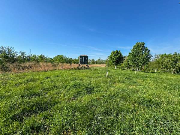 92 Acres of Land with Home for Sale in Aberdeen, Ohio