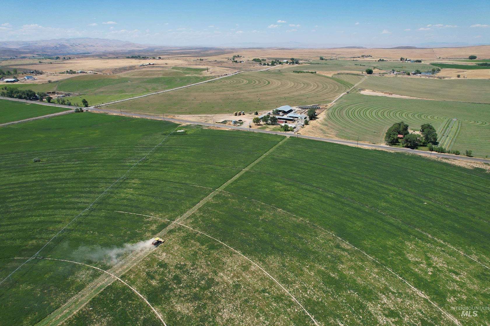 444 Acres of Agricultural Land with Home for Sale in Vale, Oregon