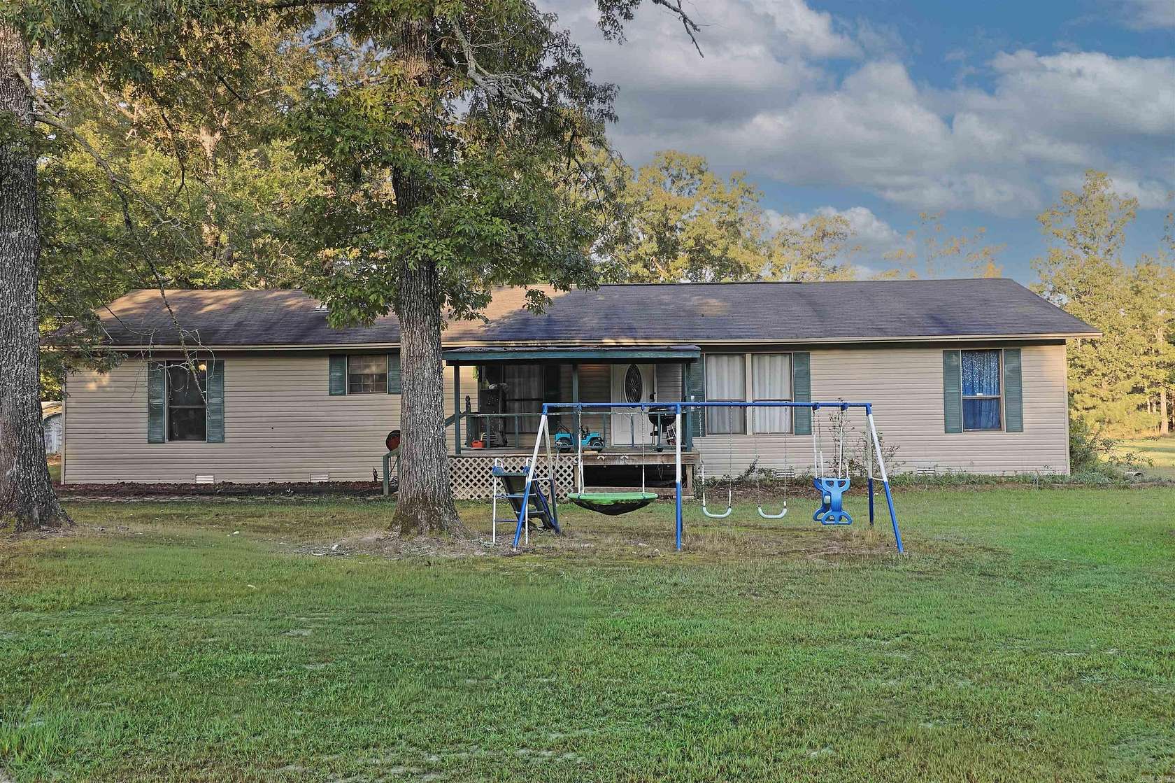 4.13 Acres of Land with Home for Sale in Sheridan, Arkansas