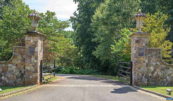 134 Acres of Recreational Land with Home for Sale in Charlottesville, Virginia