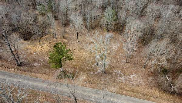 9 Acres of Land for Sale in Huntingdon, Tennessee