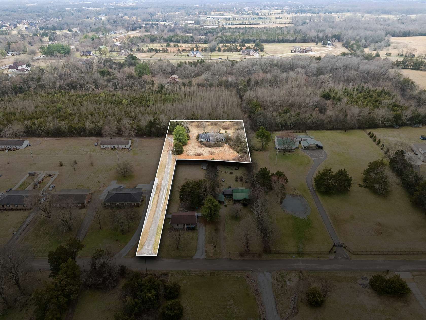 1 Acre of Residential Land for Auction in Murfreesboro, Tennessee