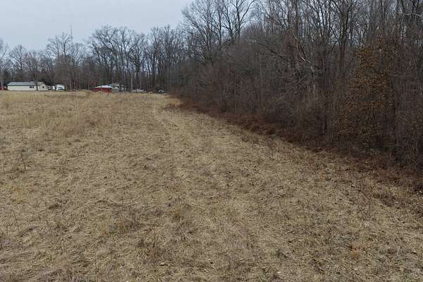 14 Acres of Recreational & Residential Land for Sale in West Terre Haute, Indiana
