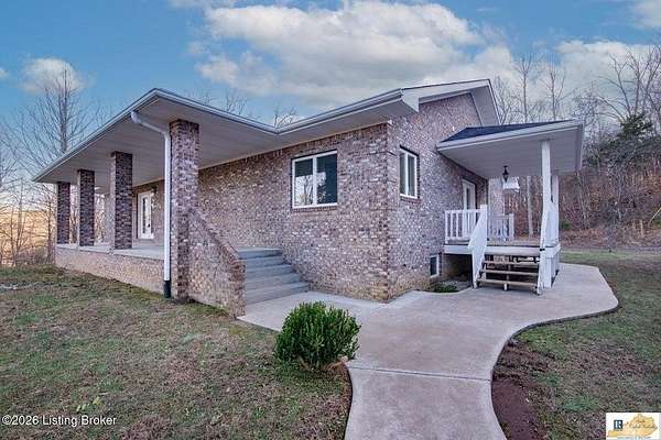 3 Acres of Land with Home for Sale in Munfordville, Kentucky