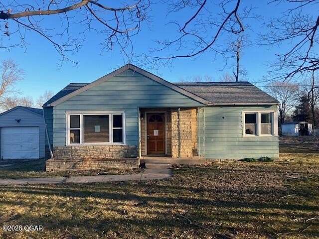 4 Acres of Land with Home for Sale in Carthage, Missouri