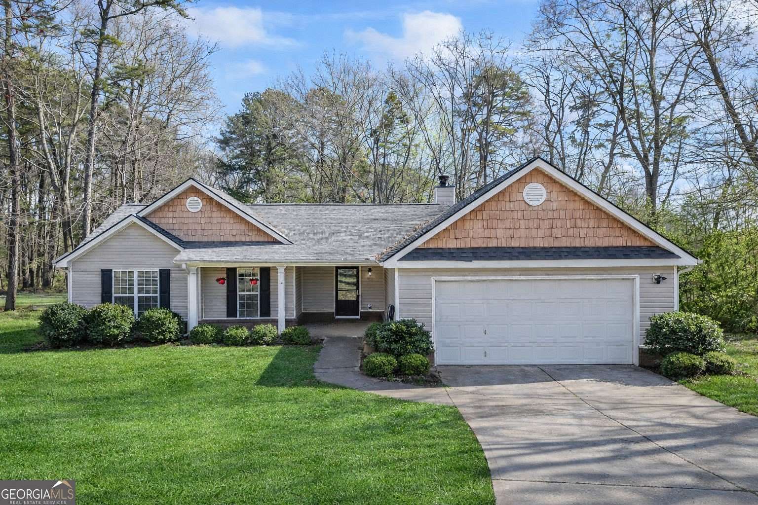 2 Acres of Land with Home for Sale in Statham, Georgia