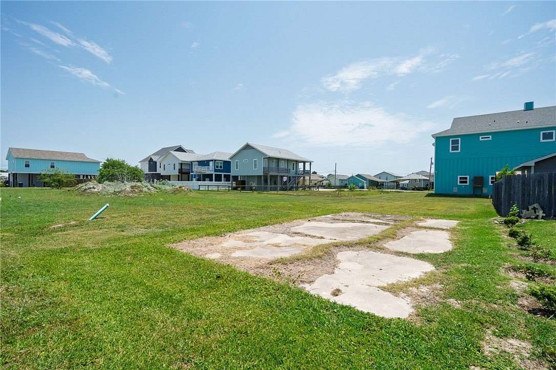0.11 Acres of Residential Land for Sale in Rockport, Texas