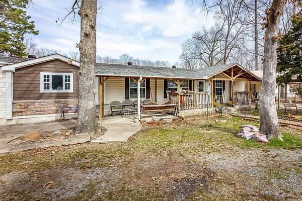 1.55 Acres of Land with Home for Sale in Jacksonville, Arkansas