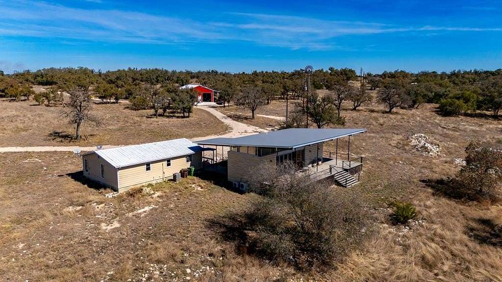 10.4 Acres of Land with Home for Sale in Mountain Home, Texas