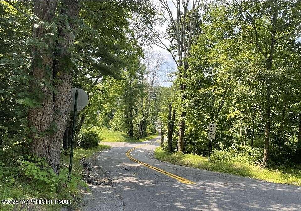 14 Acres of Land with Home for Sale in Henryville, Pennsylvania