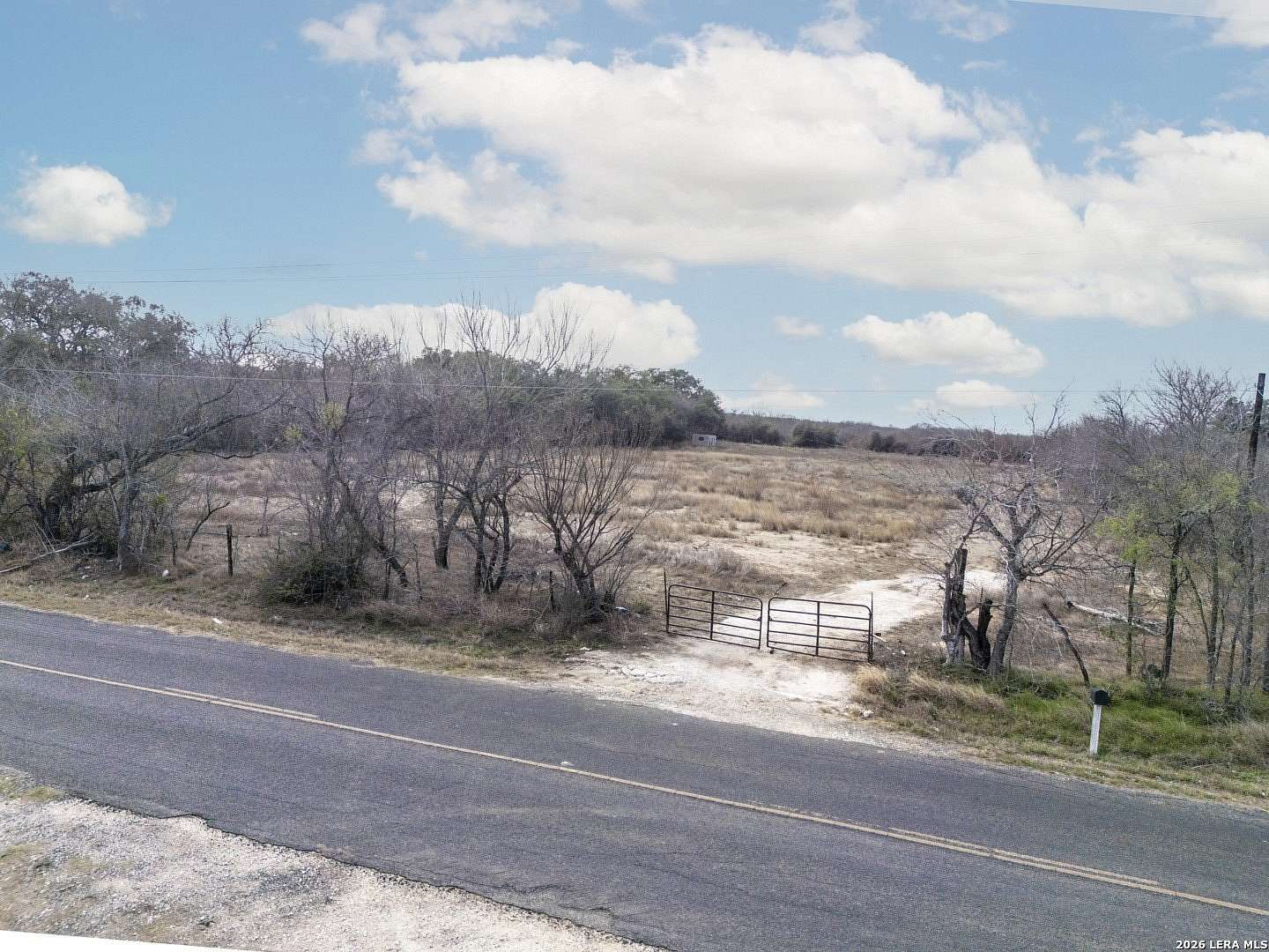 6 Acres of Land for Sale in Atascosa, Texas